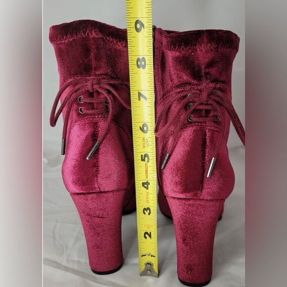 Francescas red velvet boots! Brand new perfect condition; Size 7 - Picture 7 of 7